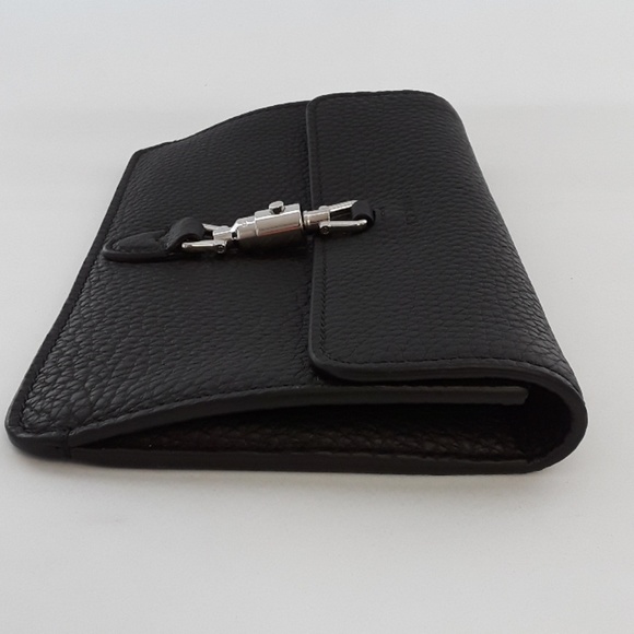 New in box 100% Authentic GUCCI wallet. 364434 - Picture 8 of 8